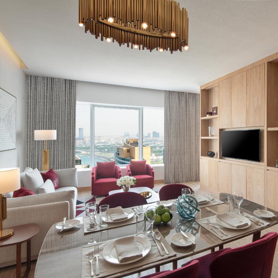 The Bentley Luxury Hotel & Suites Doha Luaran gambar Living room